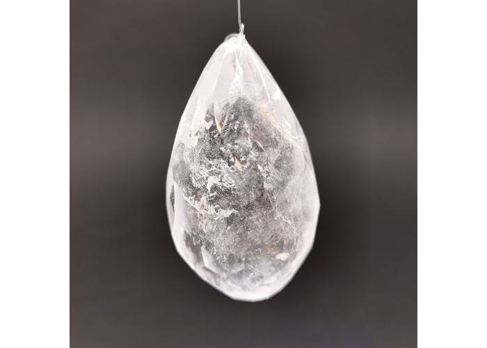 Cristal de Roche - Boule Feng-Shui - Facettée Autres modèles 4,7 x 3 cm  env. / 48,2 gr