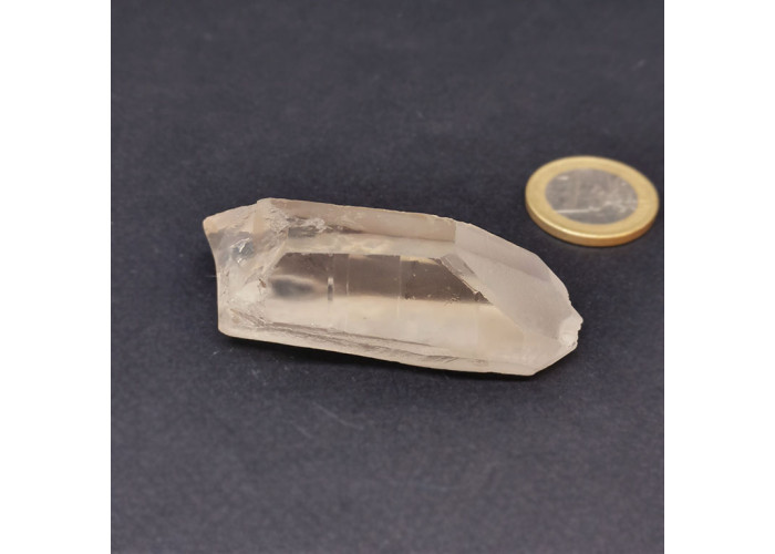Cristal de Roche lémurien, pointe 16,5cm (Équilibre et Purification), amas  naturel